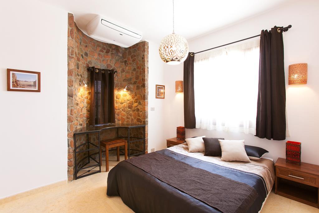 Red Rock Apartment